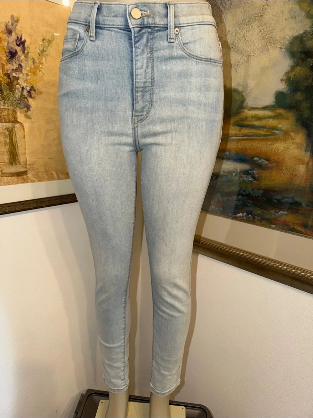 JEANS- Banana Republic Light Wash High-Rise Women’s Skinny Size 27